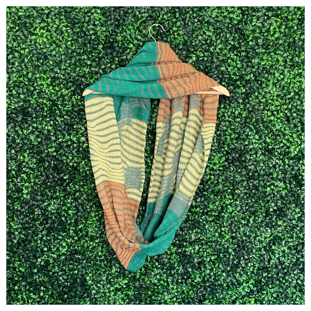 BCBGeneration Loop Scarf 🧣 - Picture 3 of 4